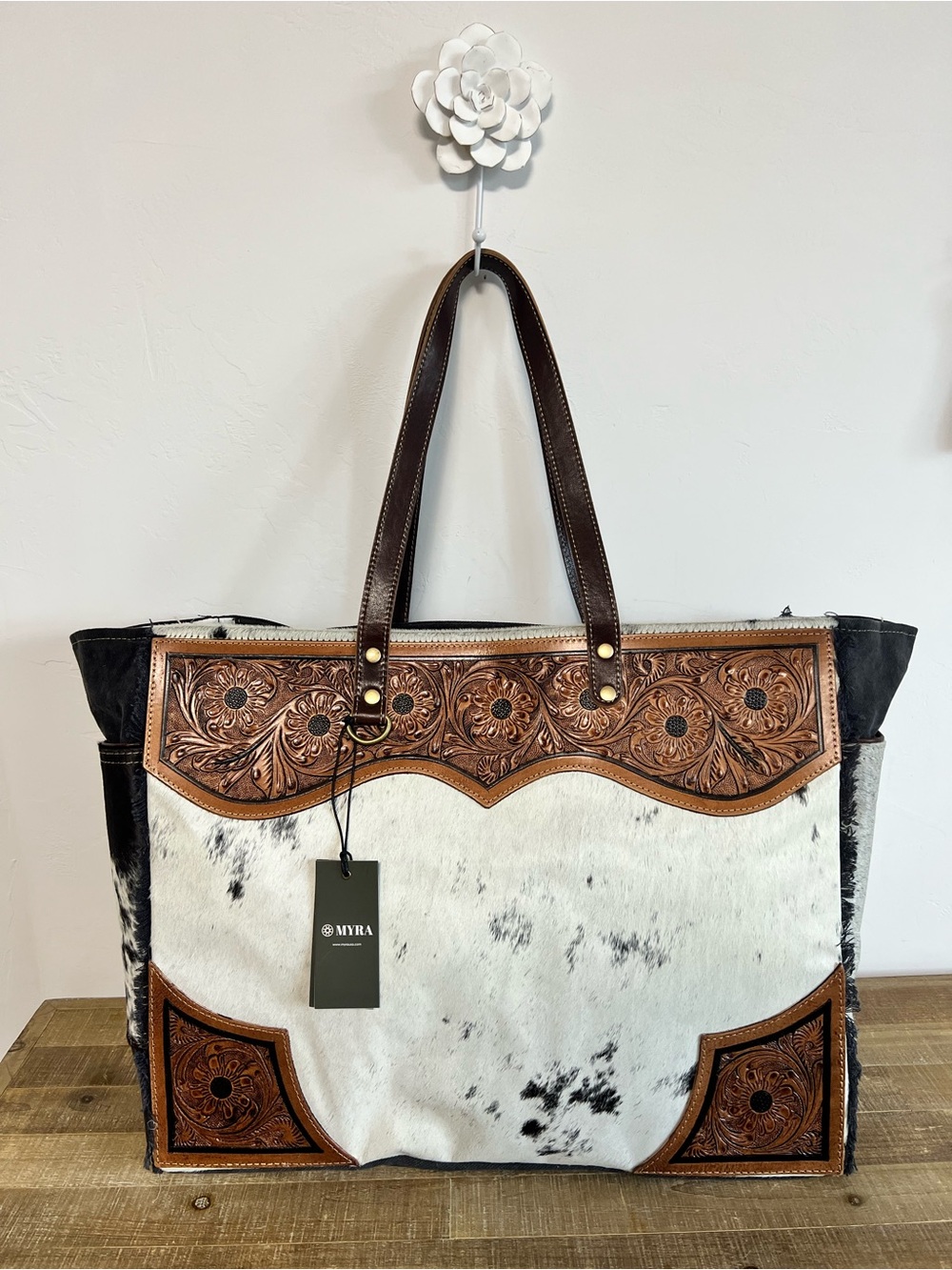 Myra Hair-On Hide Weekender XL Tooled Leather Western Travel Bag NWT - Picture 10 of 12